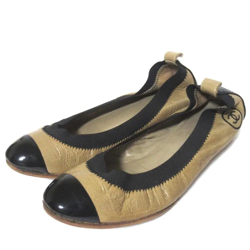 Pre-owned CHANEL Patent Leather Small Leather Goods Patent Ballet Flats