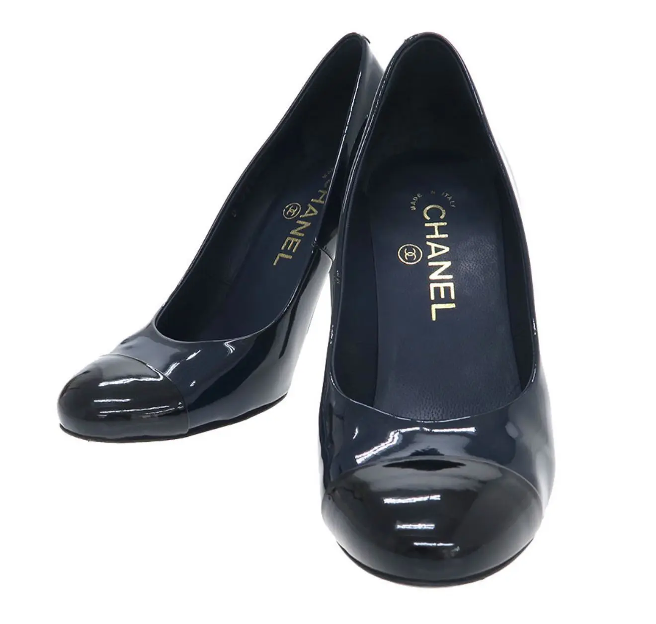 Chanel Patent Leather Pump Faux Pearl Size 37