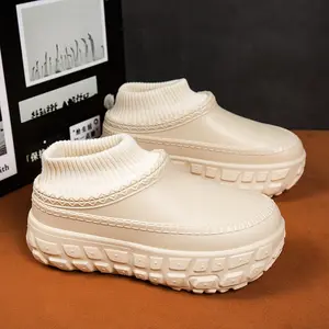 Cotton shoes for men and women with the same style, suitable for winter home use, warm and comfortable, with a heel cover, can be worn outside, with added velvet and thickening for slip resistance and cold protection.