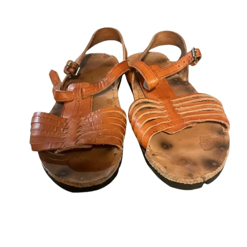 Mexican Huarache Sandals Handmade from Genuine Leather with Distinctive Woven Pattern Over the Foot for Comfort and Style