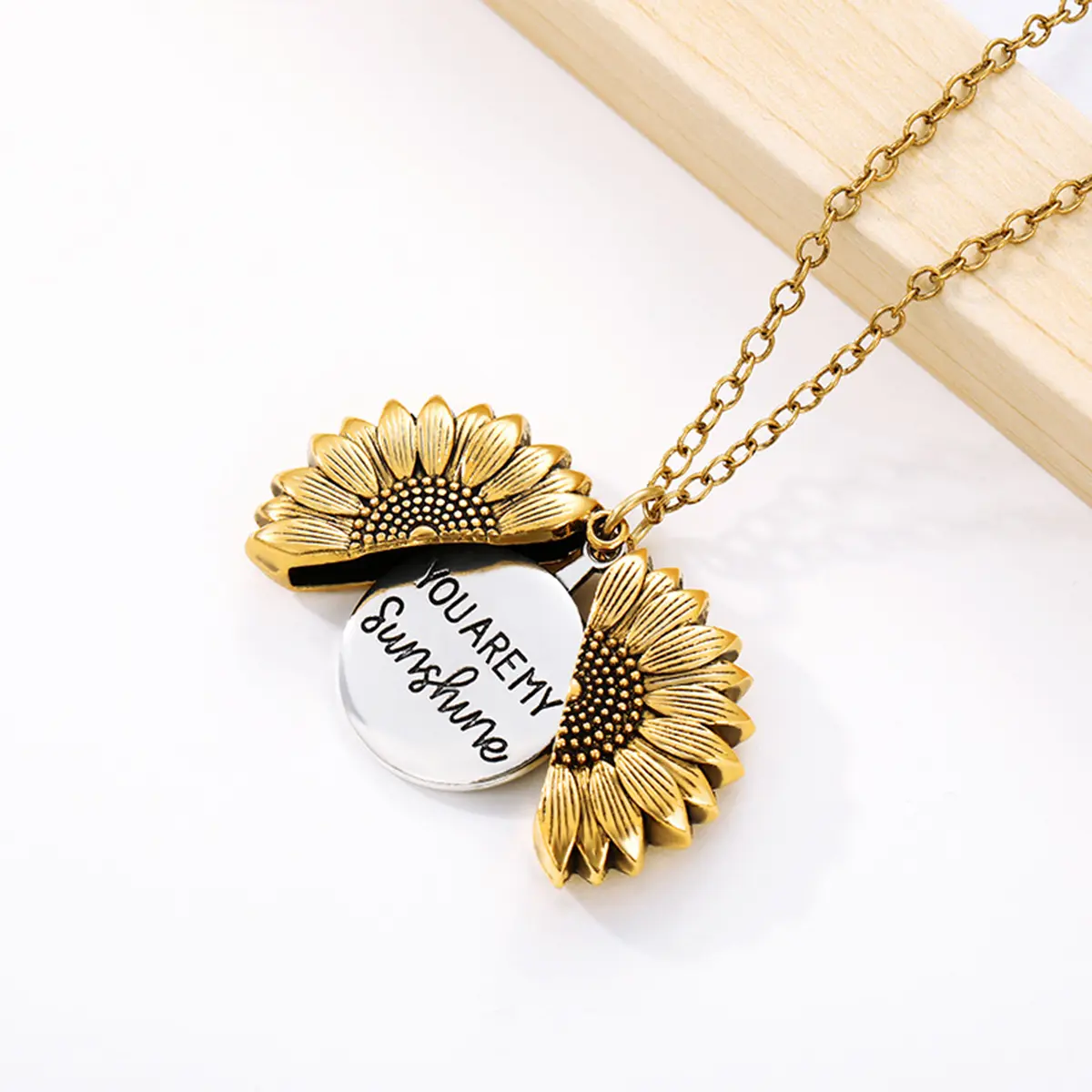 [Limited-Time Event] Open Sunflower Engraved Pendant Necklace with "YOU ARE MY SUNSHINE" Inscription, Niche Creative Fashion Inspirational Jewelry Gift with Heart Necklace Chain, Engraved Necklace
