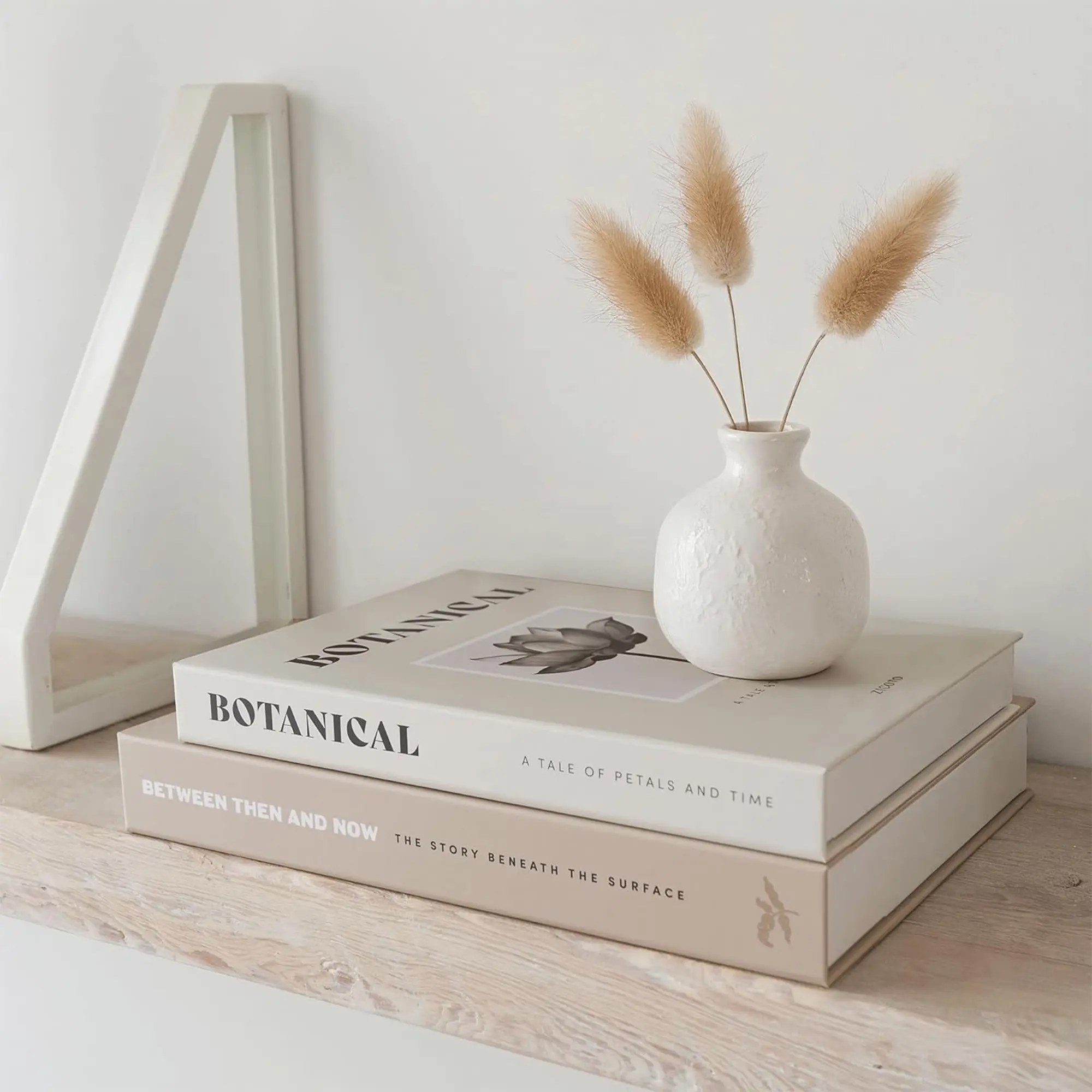 Aesthetic Decorative Book Set of 2, Realistic Home Atmosphere Decoration, Modern Home Decor, Coffee Table Living Room Decor, Fashionable Accent Piece, Home Decor Ornaments, Interior Decoration Accessories, Decorations And Ornaments, Decoration Items