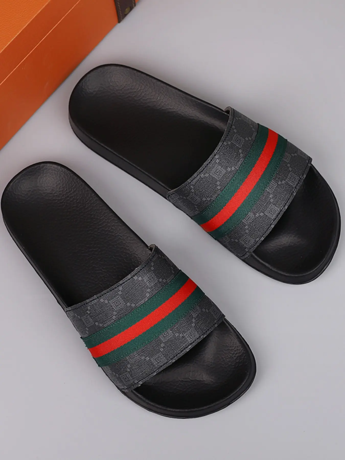 Summer Couple Fashion Floral Casual Slippers Shoes, Non-Slip Comfortable Home Outdoor Beach Sandals, Durable PU Leather Eva Sole, All-Season Wear Footwear