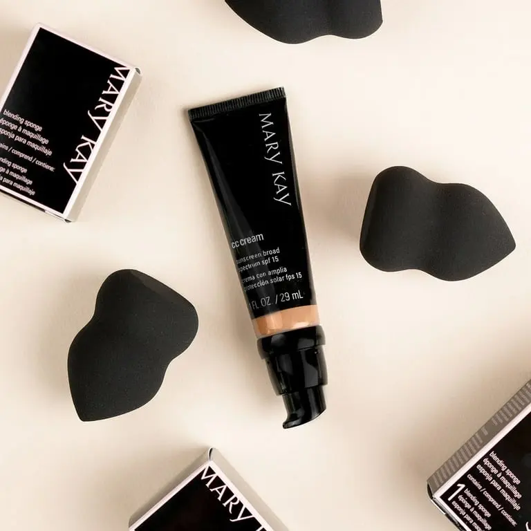 Mary Kay CC Cream Sunscreen SPF 15 - Lightweight Coverage for Flawless Complexion - Blemish, Makeup
