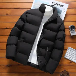 Men's Trendy Warm Jacket Stylish Black Down Jacket with Zipper Closure and Pockets for Winter Comfortable and Stylish
