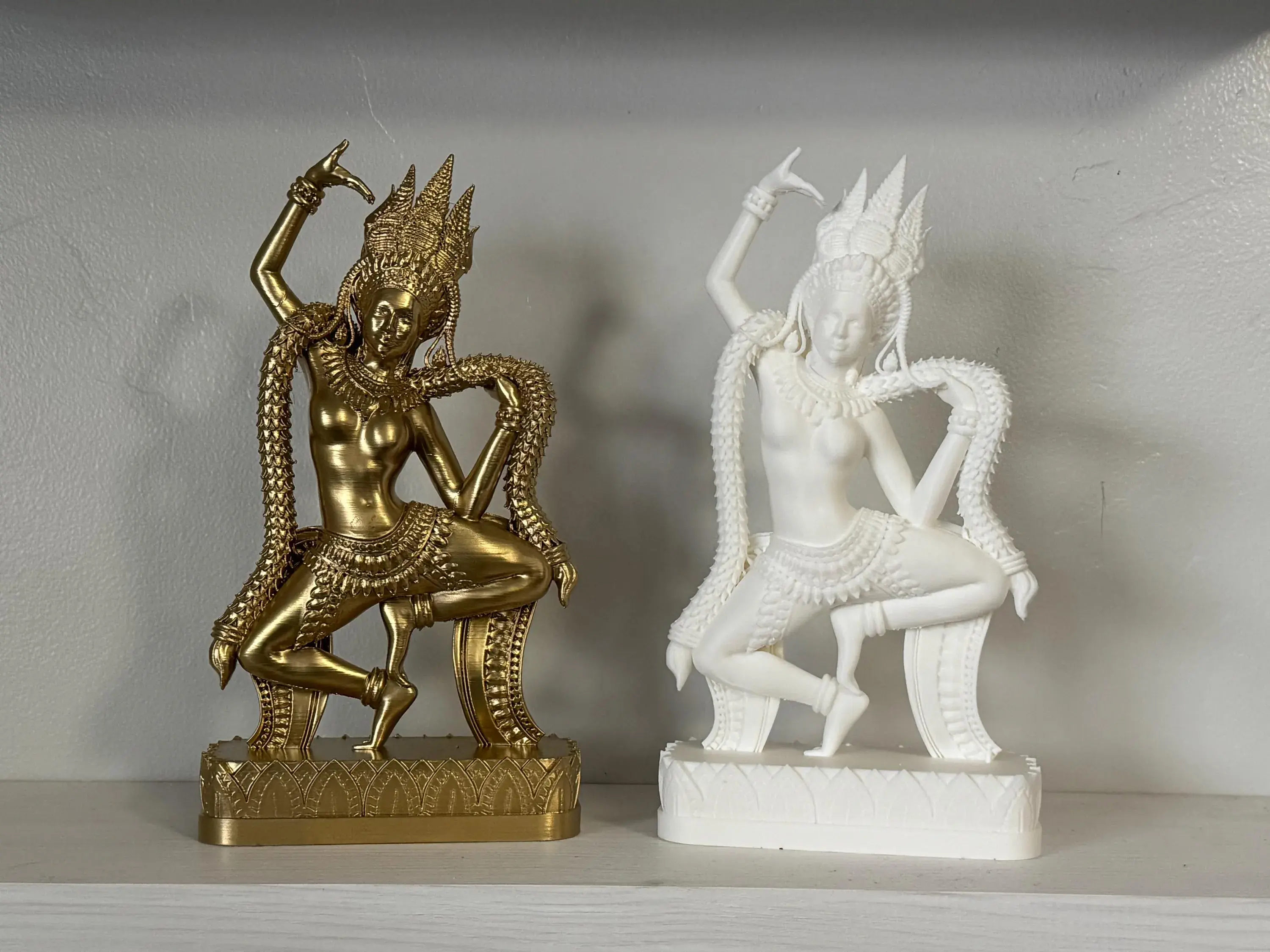 Traditional Cambodian Apsara Statue Classic Khmer Dance Pose 3D Printed Collectible 9.5 Inch Cultural Art Decor