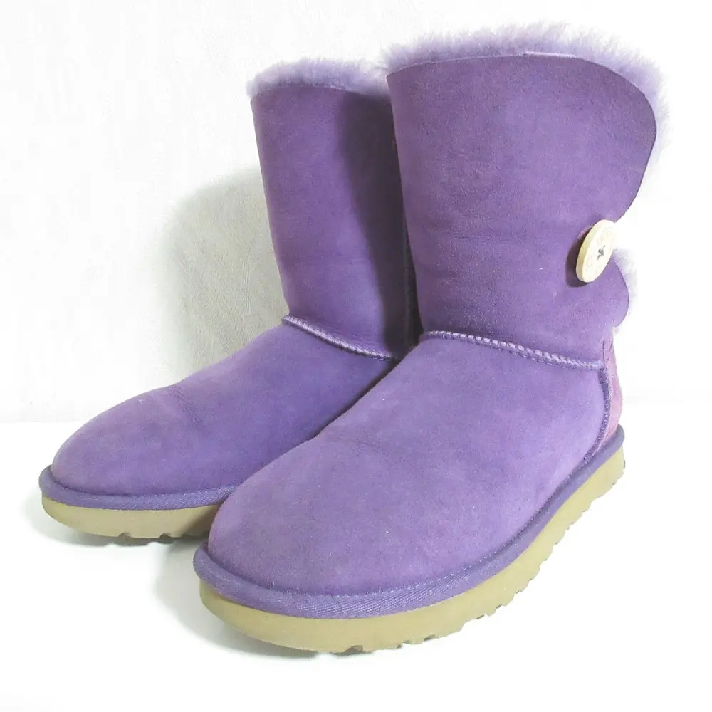 Pre-owned UGG Suede Small Leather Goods australia BAILEY BUTTON sheepskin boots