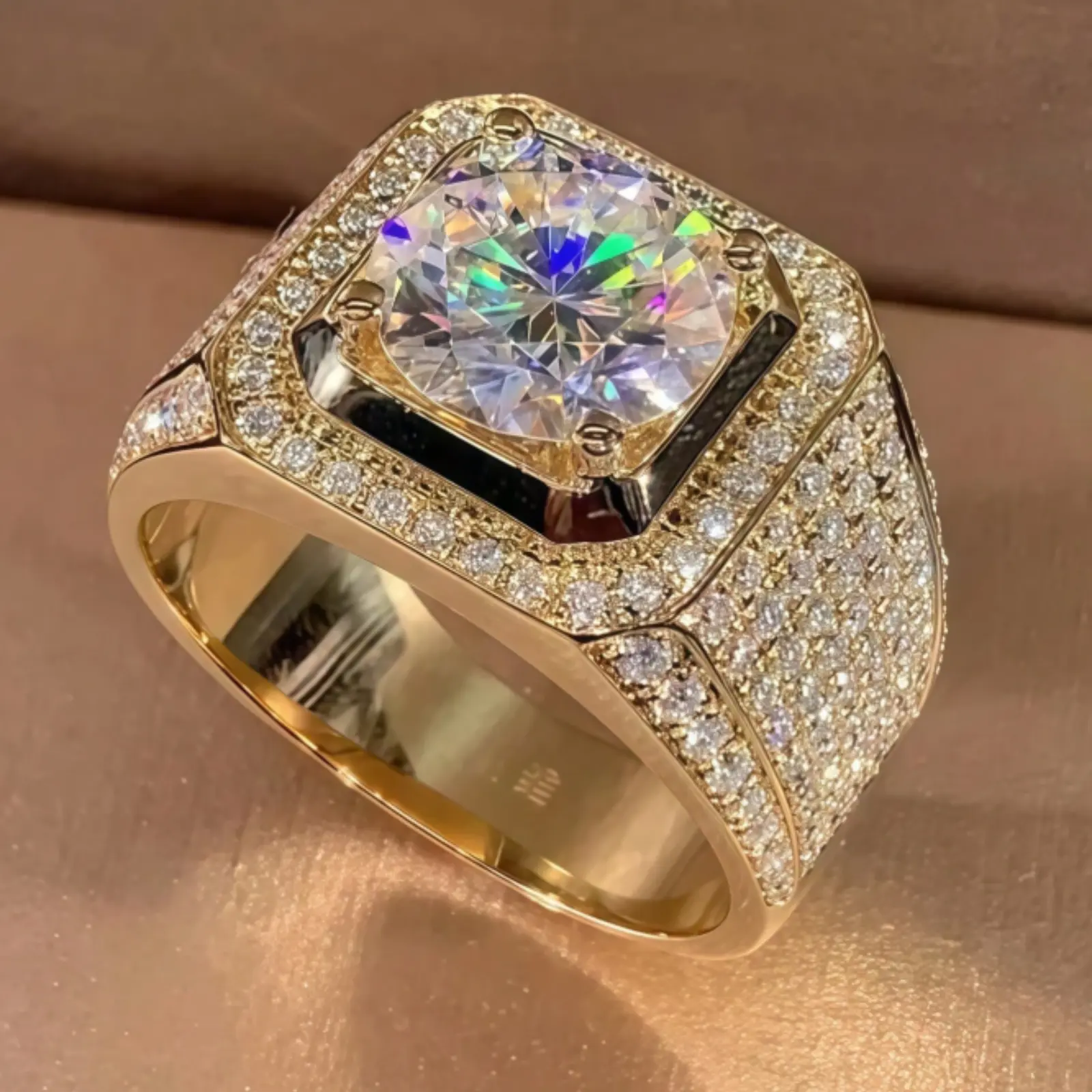 Fashionable 14k gold-plated men's ring, business style, set with Cubic Zirconia stones, suitable as a gift for Valentine's Day, weddings, or Father's Day.