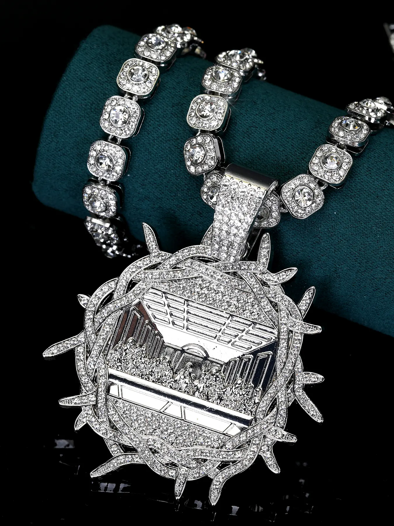 1 Piece The Last Supper Religious Pendant Necklace with Golden Cuban Chain, Chain Necklaces, Jewelry Gifts, Iced Out Chains