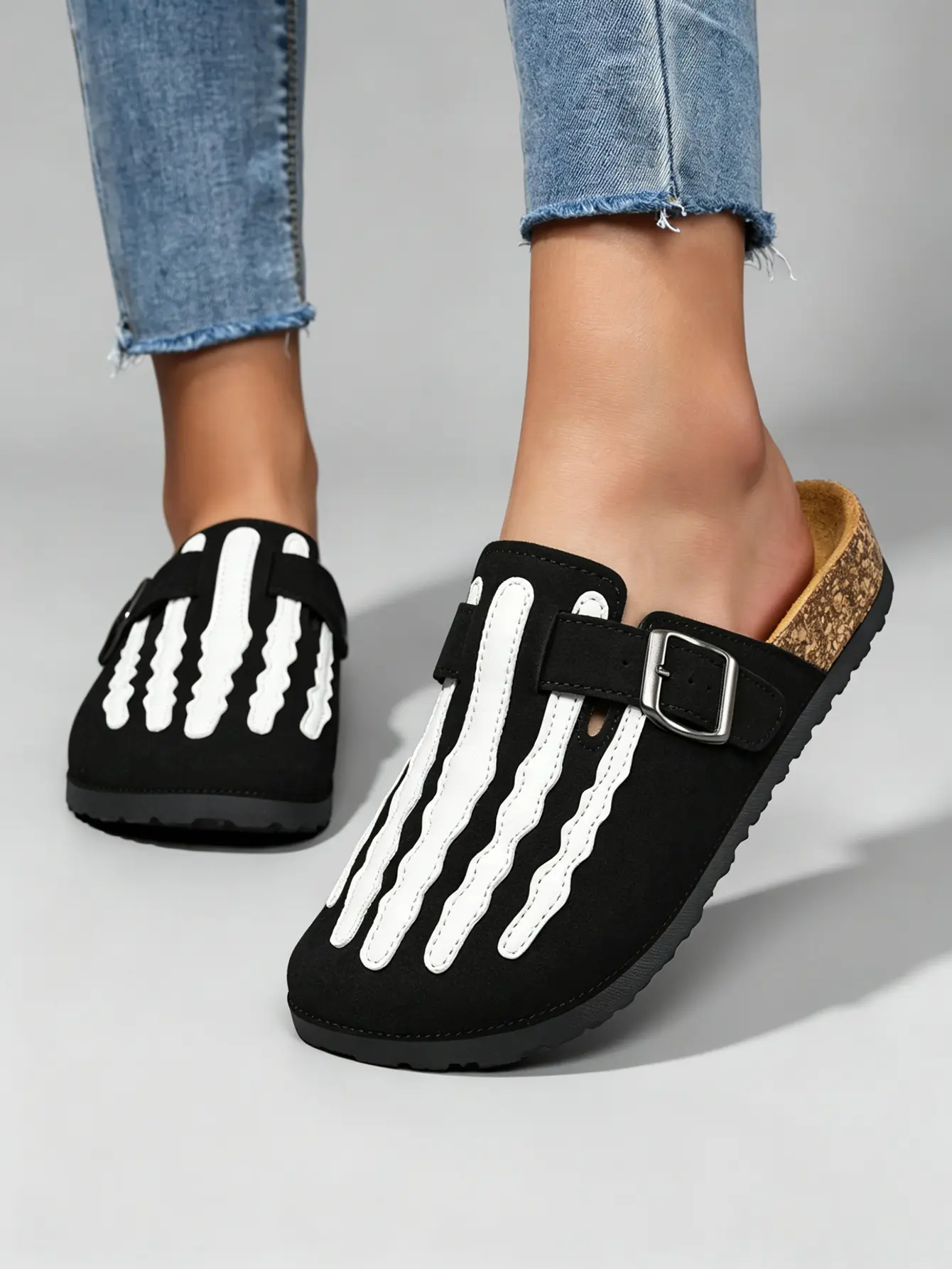 Women's Mule Slippers - PU Leather Round Toe Slip On, Adjustable Strap Buckle, Cedar Insoles, Colorblock Women's Halloween Casual Gothic Home/Outdoor Avant-Garde Street Shoes