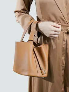 SADI Women's Cowhide Solid Leather Handbags, withPouch Bag As Gift. Casual Styling for Daily Use,Unique Bags, Shopper Stylish Handbag, a classic casual handheld picnic basket - style bag for women18cm