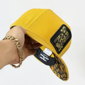 Playing Card A Baseball Cap Unisex – Adjustable Snapback Hat Streetwear, Lightweight Breathable Fashion Cap Yellow Poker Style