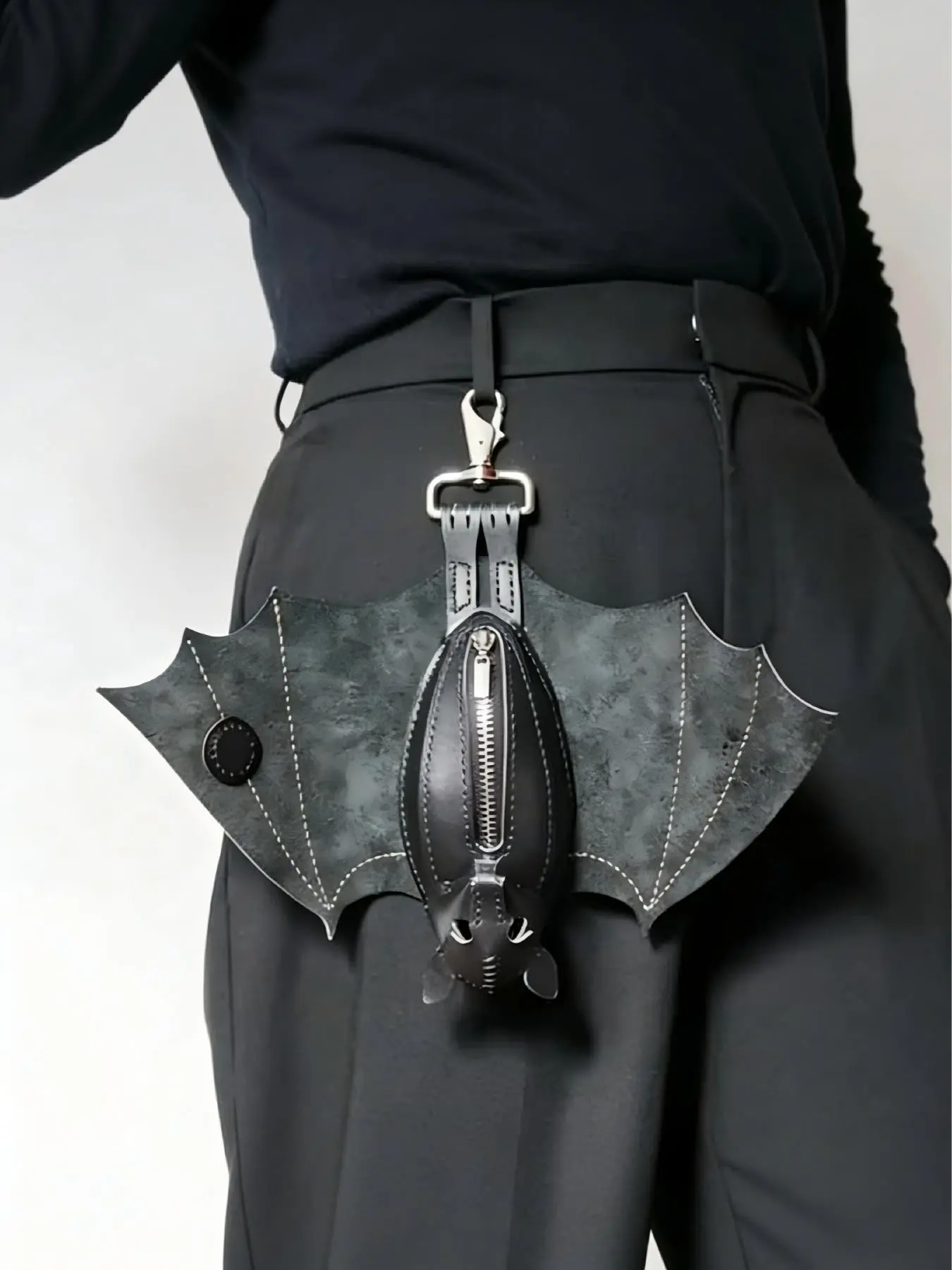 Leather Bat Coin Purse Keychain, Keychain Pouch, Keyrings for Keys, Stylish Leather Design, Durable & Functional Accessory, Perfect Gift Idea for Him Her, Keychain for Bags, Key Holder