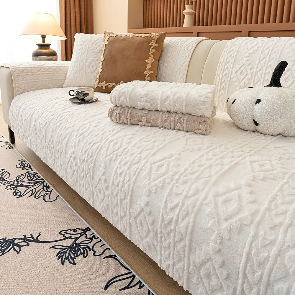 1pc Sofa Cover, Sofa Covers Washable, Couch Slipcover, Faux Rabbit Fur Slipcover with Geometric Pattern, Dustproof Slipcover, Anti-slip, Scratch-resistant, Pet-friendly Protector, Suitable for 1/2/3-seater Sofas, All-season Cover, Machine Washable