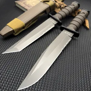 Multifunctional outdoor knife, fixed-blade knife, suitable for picnics and camping, grilling and cutting meat, mountaineering and rock climbing, etc.