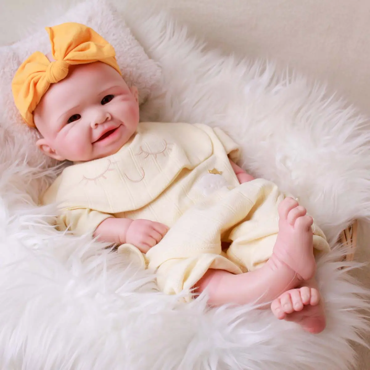 FunCuddle NO.6 19.50-inch Full Body Silicone Real Life Lifelike Newborn Reborn Baby Girl Doll - Non-Vinyl, True-to-Life, for Girls 6-12 (Muecas para Niñas), Real Life Doll
