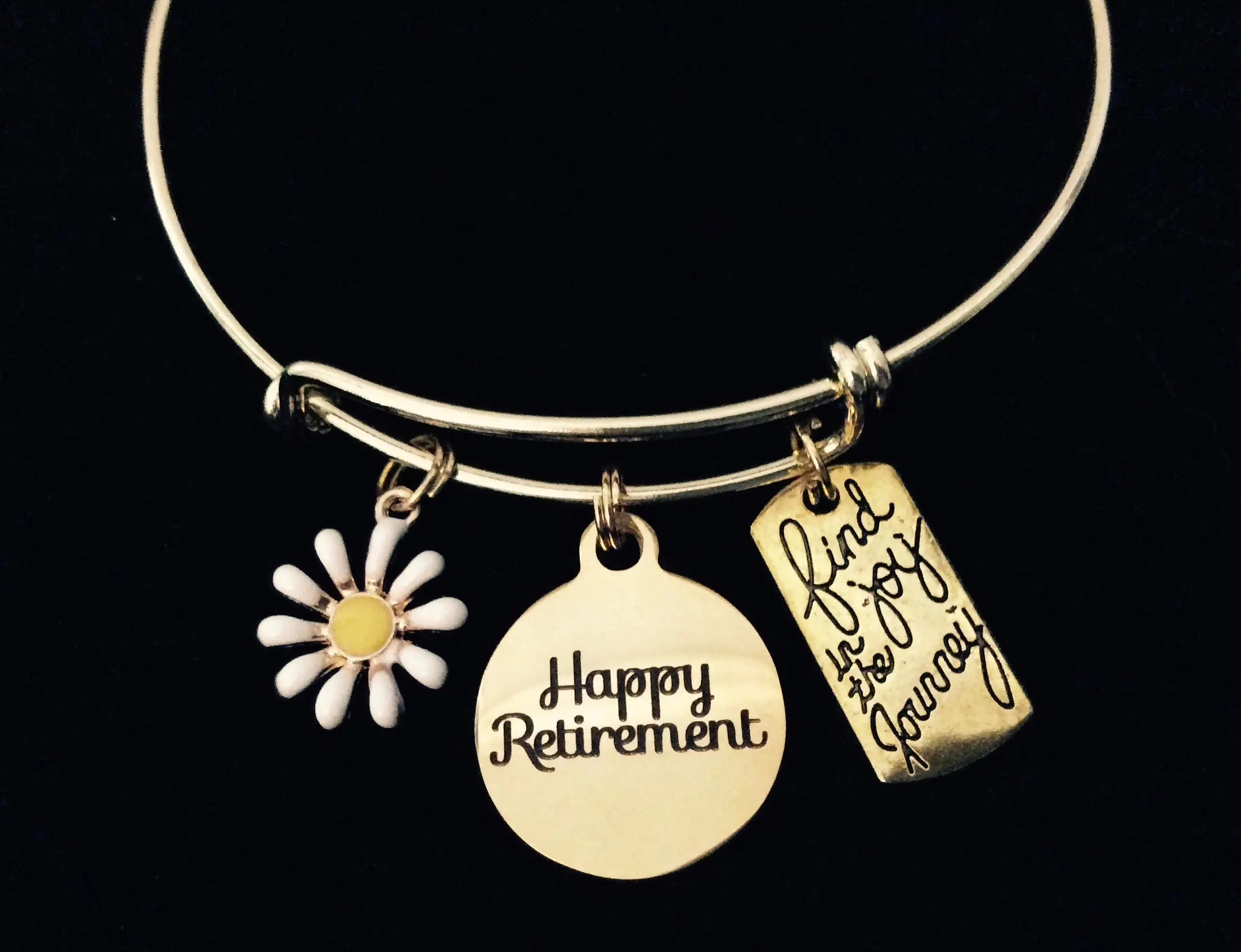 Retirement Charm Bracelet – Adjustable Gold Bangle with Happy Retirement, Daisy & Inspirational Charms – Handmade Jewelry Gift