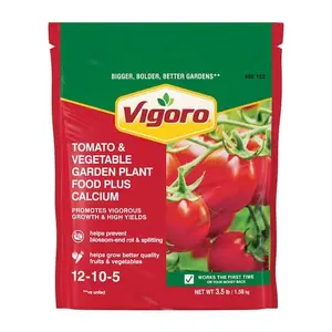 Tomato & Vegetable Garden Plant Food Plus Calcium 3.5 lb 12-10-5 Fertilizer for Year-Round Growth and Health