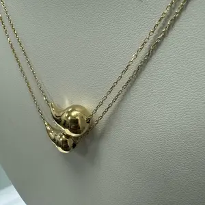 Necklace woman