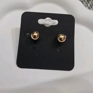 Cute round earrings