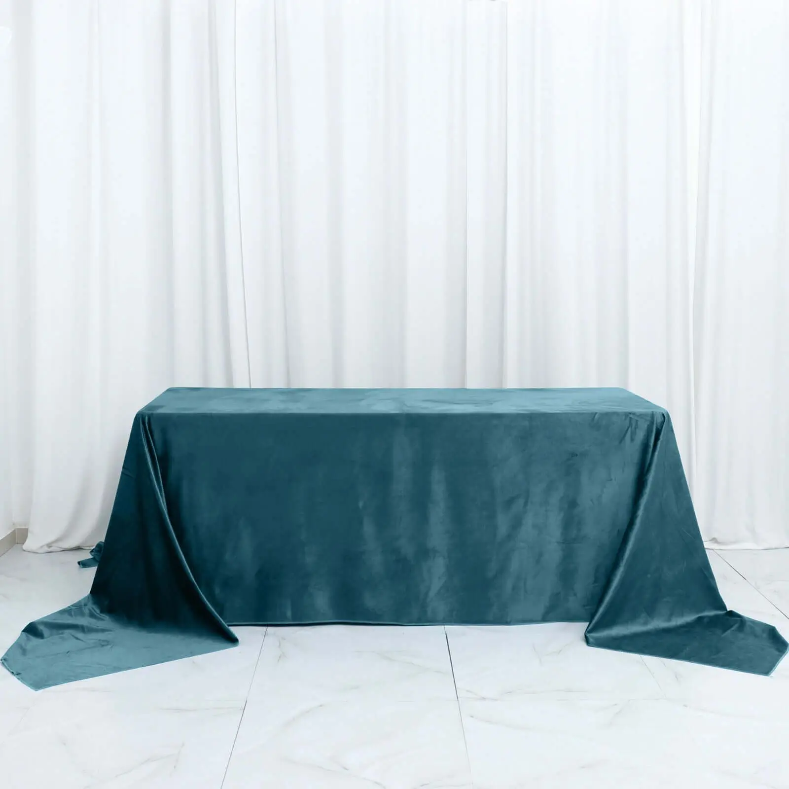 Premium Velvet 1-Piece Rectangle Tablecloth, 90"x156" Peacock Teal Soft Fabric - Reusable Seamless Table Cover for Anniversaries, Corporate Events, Event Planners, Workshops
