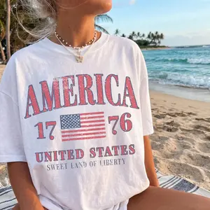 Oversized Patriotic Graphic Tee for Women, Retro 4th of July USA Print, Soft Loose Fit Casual Summer Shirt
