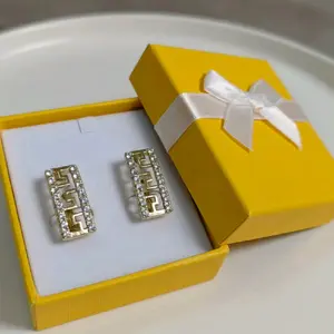 aretes con zirconia 14k laminados resistentes al agua cloro y sudor