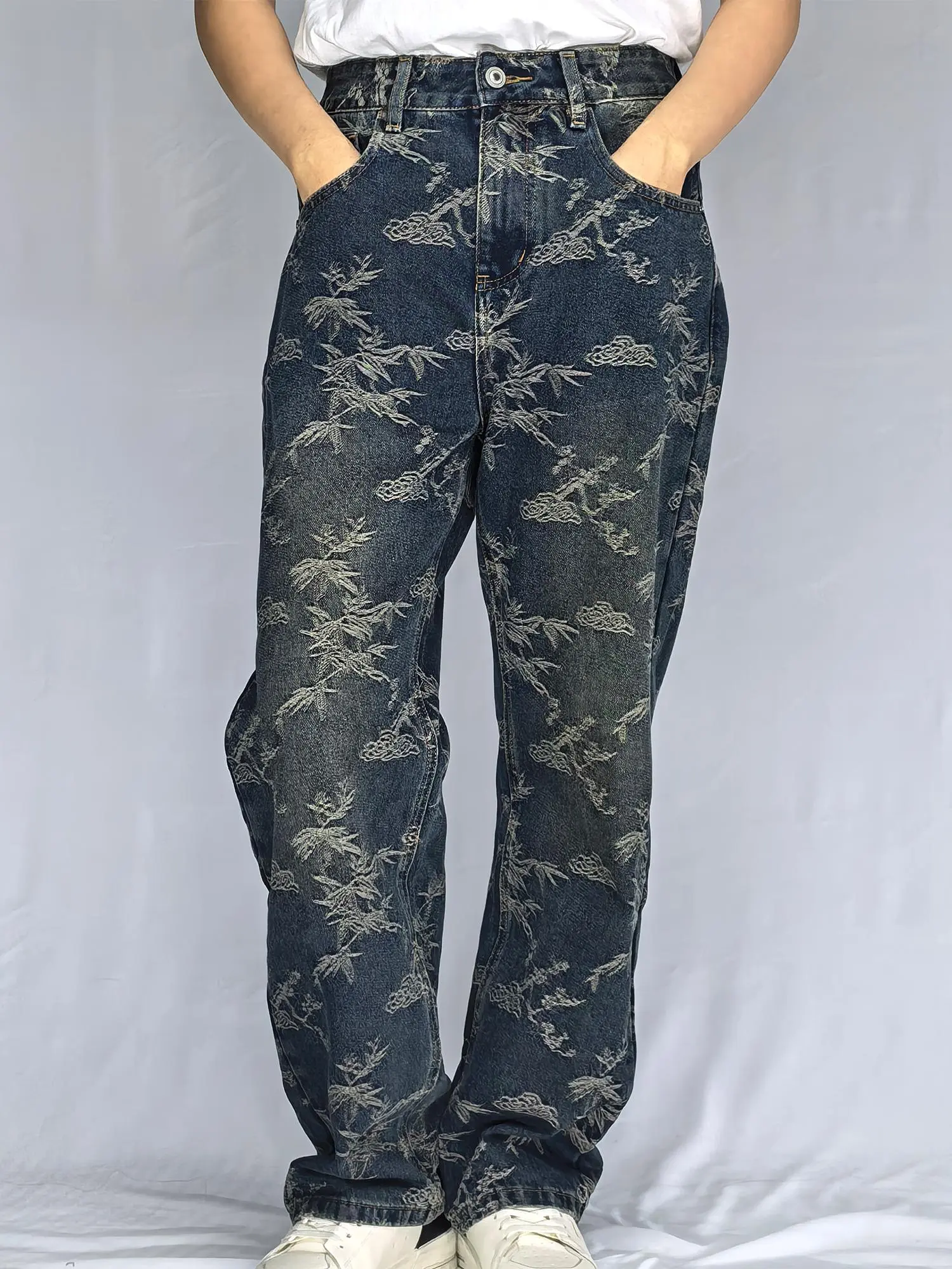 Lux Lee Women's Loose-Fitting Baggy Dad Jeans - Vintage Washed Cotton Denim, Retro Chinese Embroidery with Flower, Bird & Cloud Patterns, Basic Casual Streetwear Bottoms Blending Tradition & Trend, Floral, High Waist, Baggy Jeans, Washed Look, Embroidered