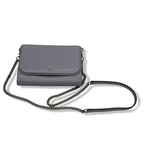 Pre-owned Tory Burch Patent Leather Crossbody Bags Emerson Patent Chain Wallet 139427 Violet Sky 537 B0F22M83N8