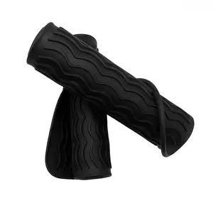 MANO Heat Mat - Silicone Heat Resistant Mat for Hair Tools & Glass Surfaces - Protects from Heat Damage & Cracking - Single Item