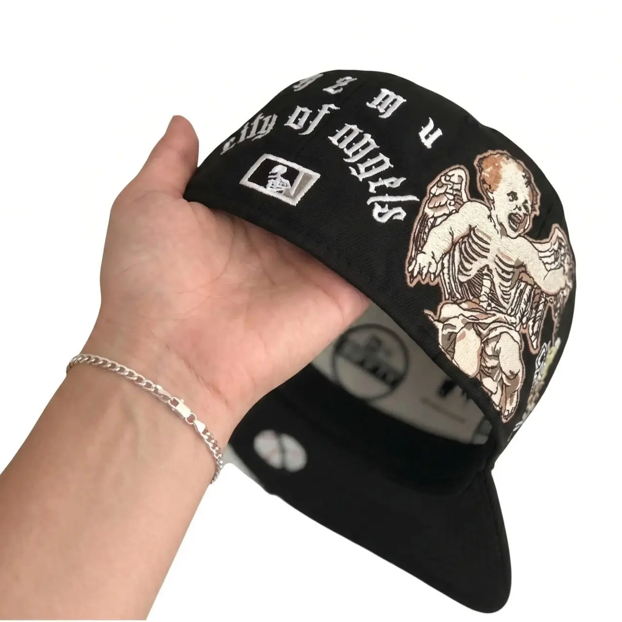 Unisex Cotton L.A Black Hip Hop Baseball Cap - Embroidered Design, Adjustable Buckle, Breathable, Comfortable Fit, Size 7-8