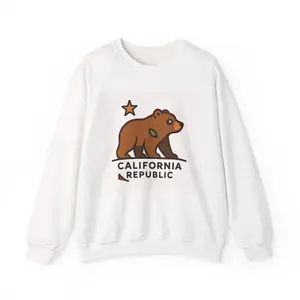 California Republic Bear sweatshirt | State flag bear graphic