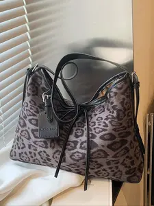 High end fashion leopard print shoulder bag, trendy niche design, multifunctional commuting shoulder bag, retro casual commuting bag, women's bag for shopping, gathering and going out