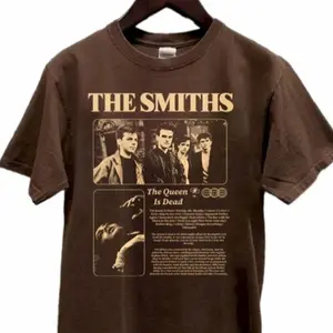 The Smiths Music Band T-Shirts, Crewneck Sweatshirts & Pullover Hoodie, The Smiths 90s Music Album Graphic Unisex Shirt, Gift for Men & Women DEGE
