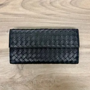 Pre-owned Bottega Leather Clutches & Wristlets Veneta Black Continental Wallet