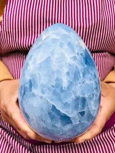 1pc Natural Blue Celestite Crystal Egg,Massage Yoni Egg,Polished Blue Celestite Eggs Palm Quartz Carved, Blue Calcite Eggs Home Decor, Mom Birthday Gift,Easter Egg Gifts, Crystal Gifts, Intuitively Chosen Crystals