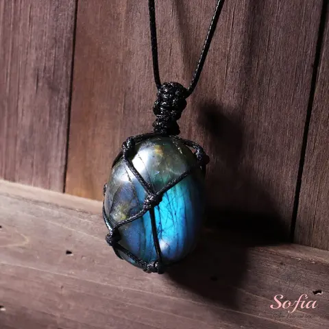 Handmade Labradorite Crystal Amulet Necklace - 24-in Adjustable, Lightweight, Comfortable, Boho Tumbled Stone Jewelry for Adults, Daily Wear, Birthday Gift