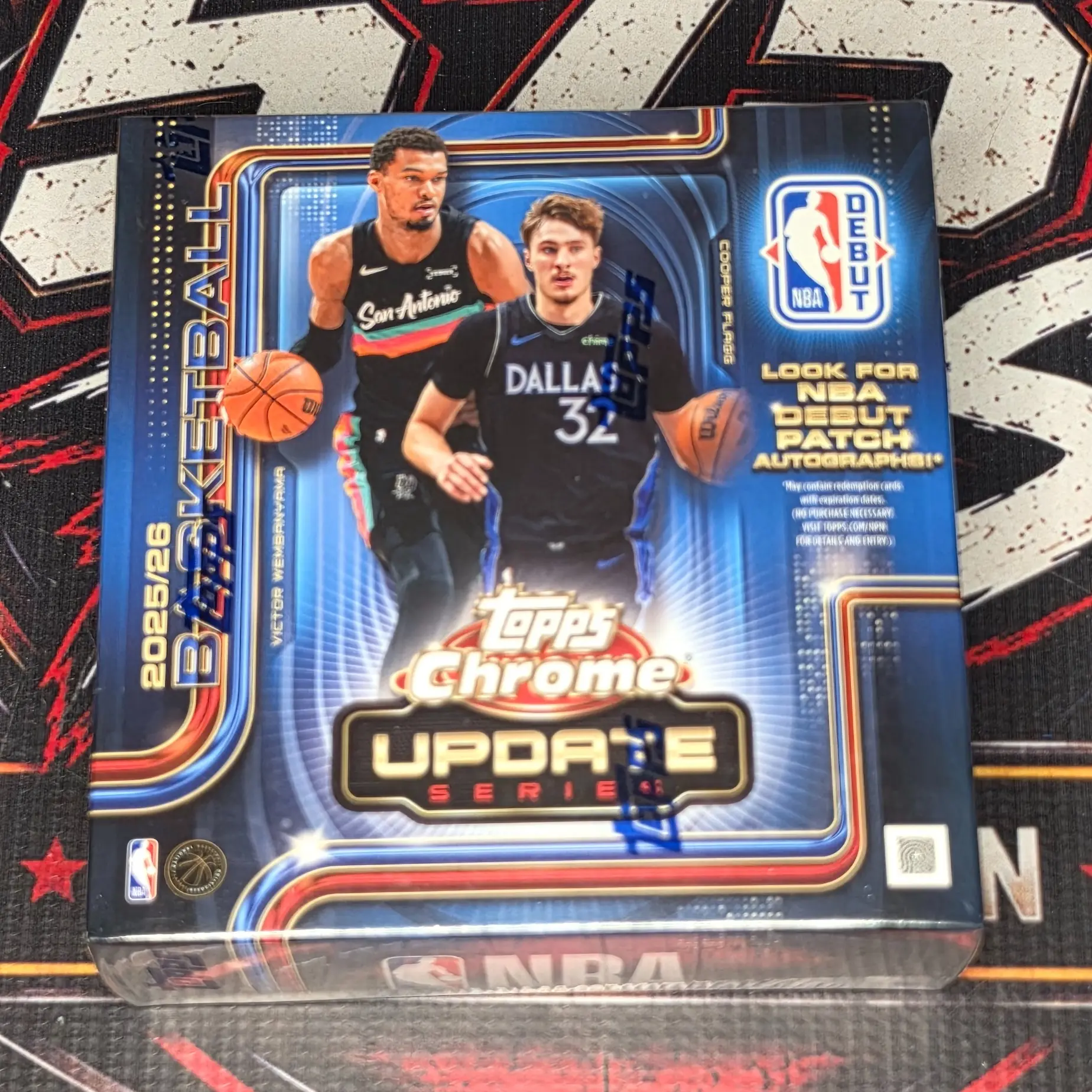 25/26 Topps Chrome Update Series Mega Box 25/26 Topps Chrome Update Series Mega Box