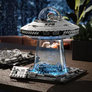 Creators UFO Spaceship with Lights Set, Santa Claus Building Set, Christmas Decoration Surprise Box, Christmas Tree, Santa Claus, Adult Gift Set, Room Decor, Snacks, Gym Apparel, Gift Box/Basket