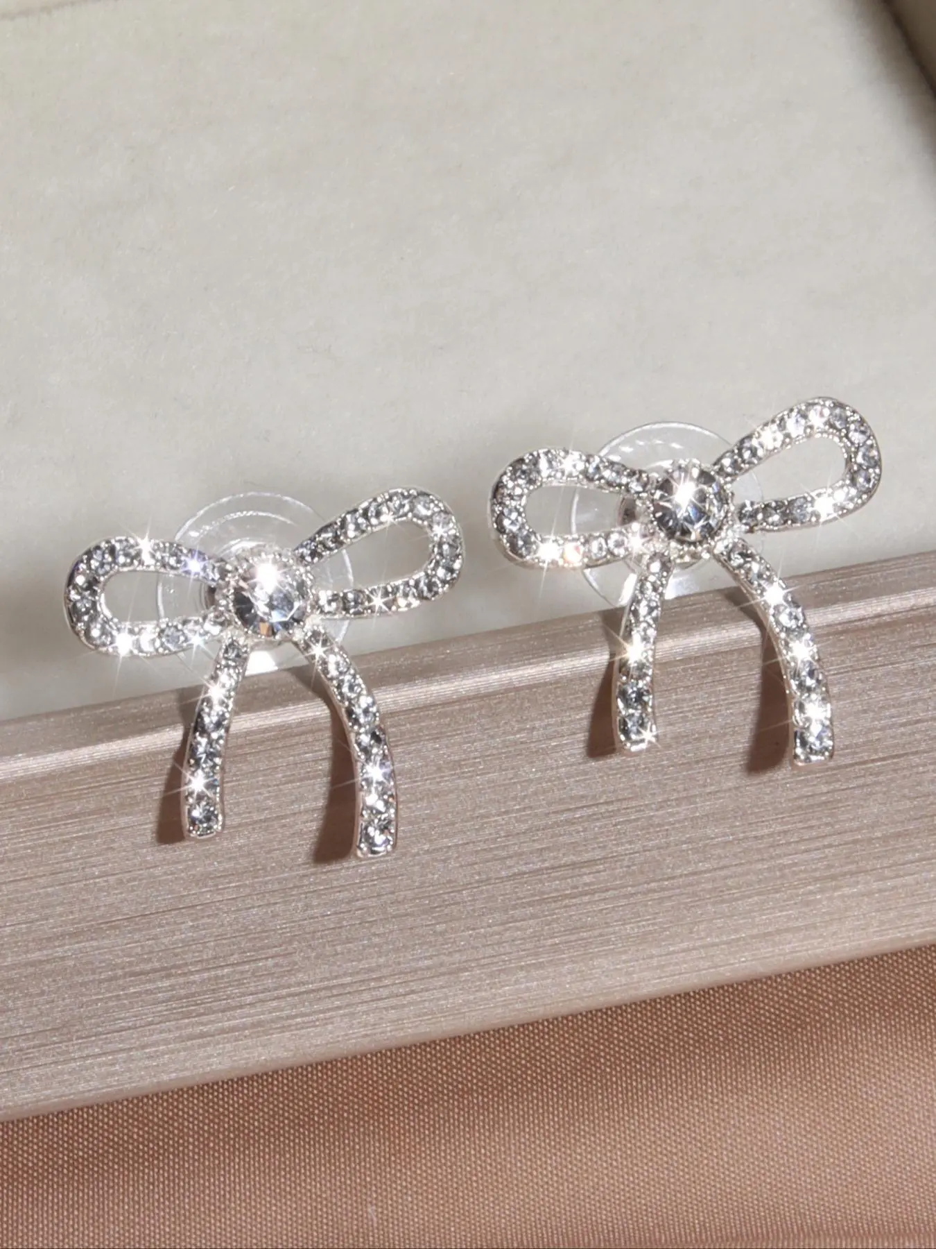 Rhinestone Decorated Bow Design Stud Earrings, Fashionable Jewelry for Women, Trendy All-match & Exquisite Jewelry for Birthday Gift, Fashionable Jewelry Accessories, Sparkling Ear Jewelry, High Quality Earrings