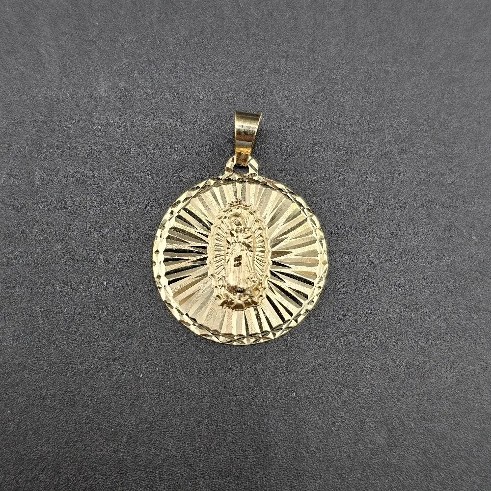Gold 14k Virgin Mary Pendant for Everyday Wear - Elegant Design for Daily Use