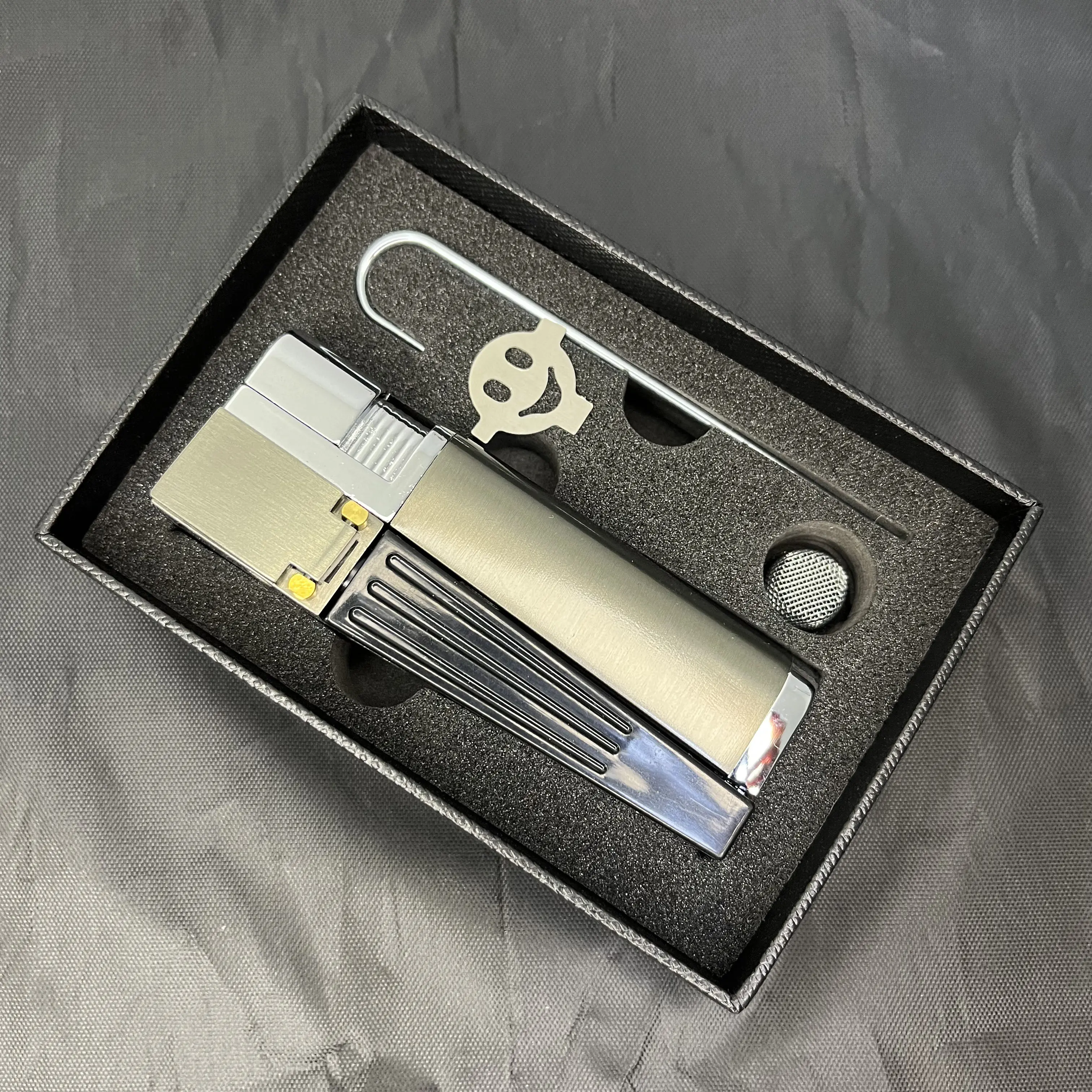 Zinc Alloy Refillable Torch Lighter - Folding, Adjustable Flame, Gift Box, Refill Hook, Replacement Filter, Multifunctional for Men, Ideal Gift for Father's Day, Valentine's Day, Thanksgiving & New Year (Gas Not Included)