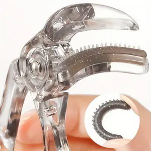 Compact Wide-Angle Eyelash Curler with Integrated Comb - Easy for All Eye Shapes, Hygienic Design for Novices, Ideal Gift for Celebrations