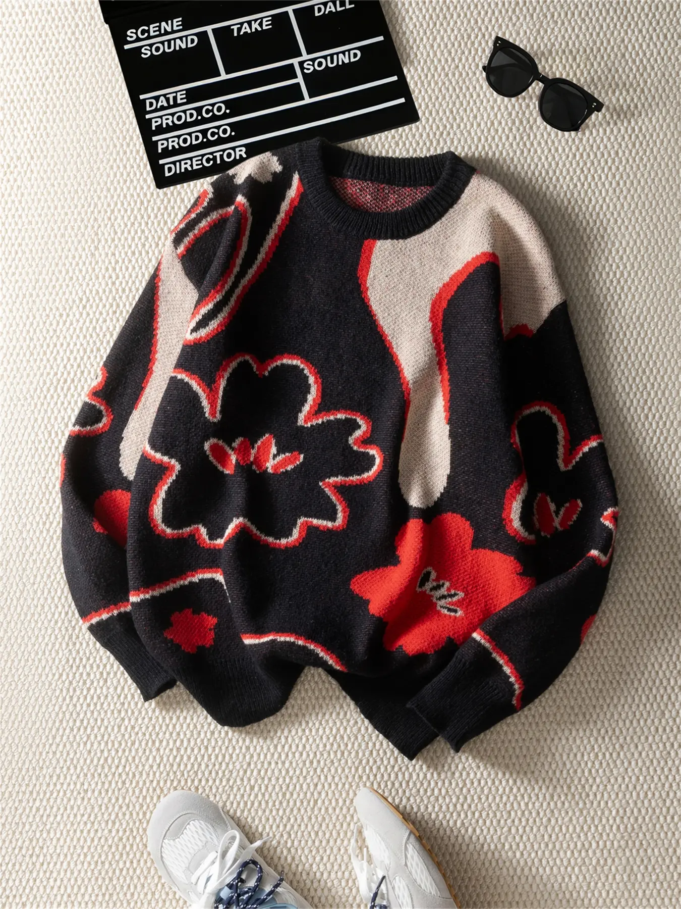 Autumn outfit, men's fashion floral pattern classic style, round neck long sleeve Fitted knitted pullover Knitwear, Knit Sweaters, eye-catching street outfit, Streetwear Pullover, comfortable and versatile unisex.