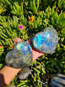Labradorite Heart, Labradorite Heart Crystal, Labradorite Heart Shape, Crystal Decor, Labradorite Stone, Heart Carving, Energy Cleansing