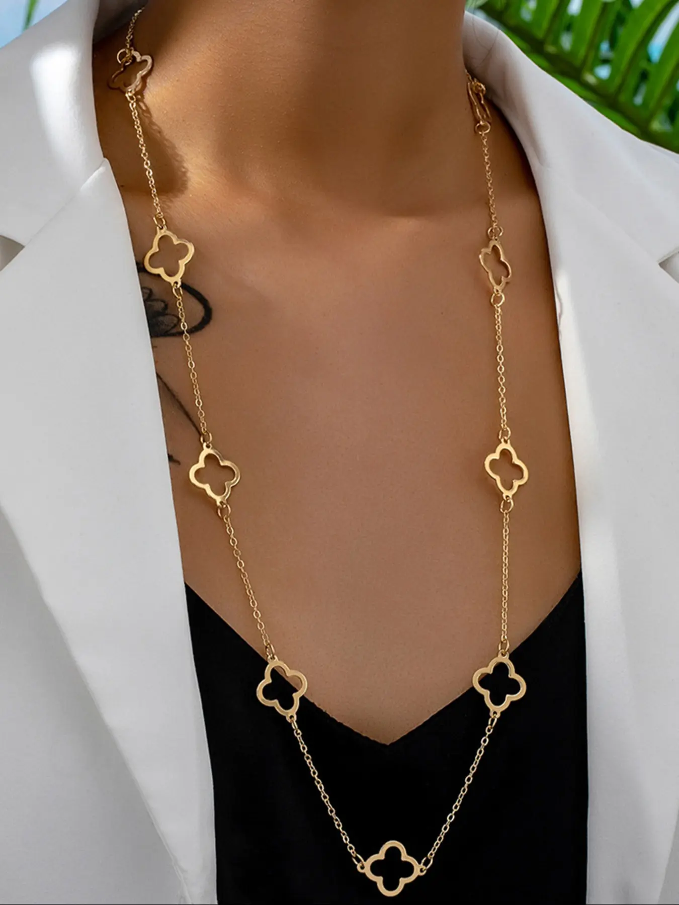 Elegant Long Clover Necklace for Women, Alloy Chain, Perfect Valentine's Day Gift, Anniversary & Wedding Accessory, Modern Versatile Accessories, Fashionable Jewelry Accessories, Elegant Prom Jewelry