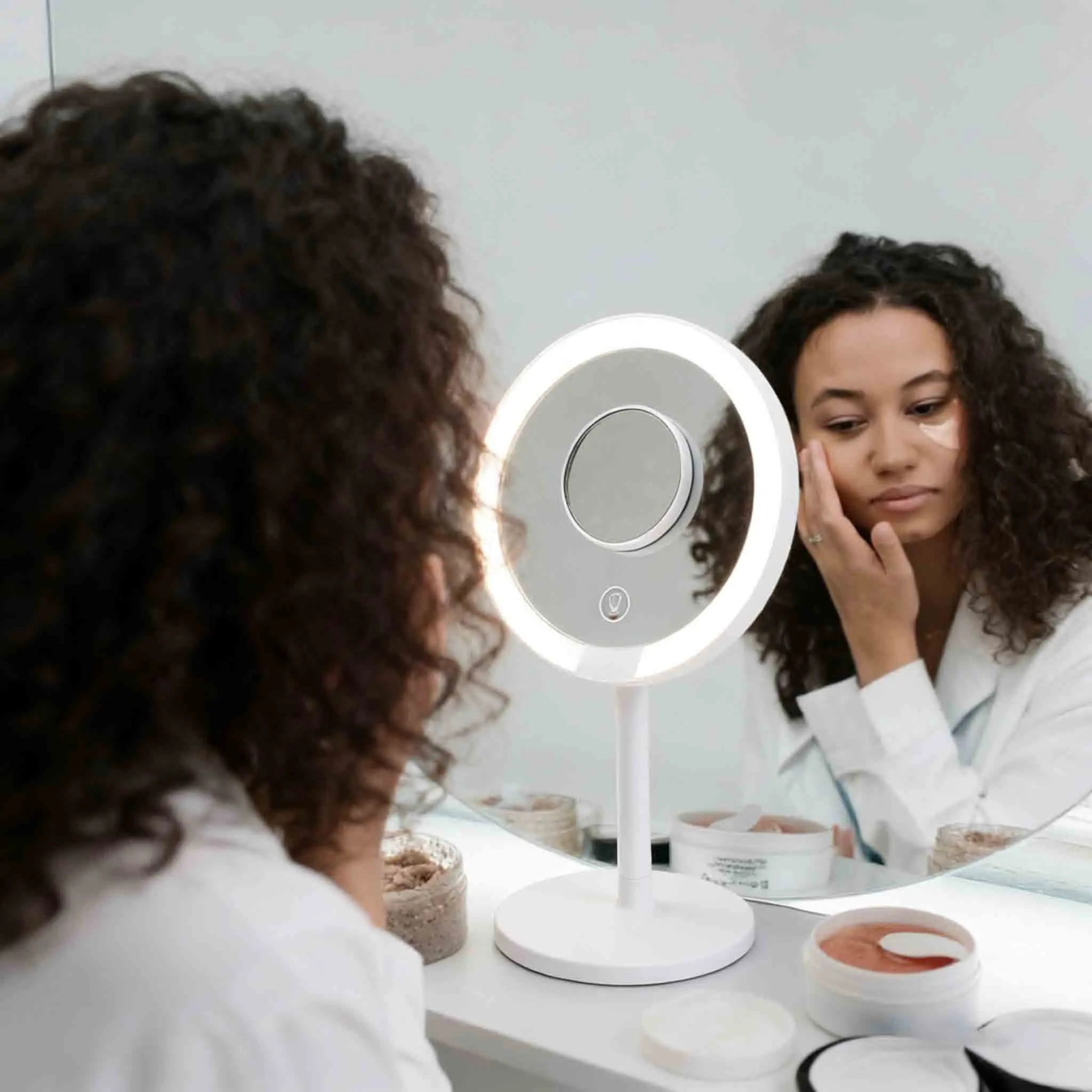 Mother-child mirror，Adjustable Touch Screen Makeup Mirror, Magnetic Attraction Design, Portable Desktop Cosmetic Tool, Lighted Makeup Mirror, Ideal Gift for Men & Women, LED Makeup Mirror