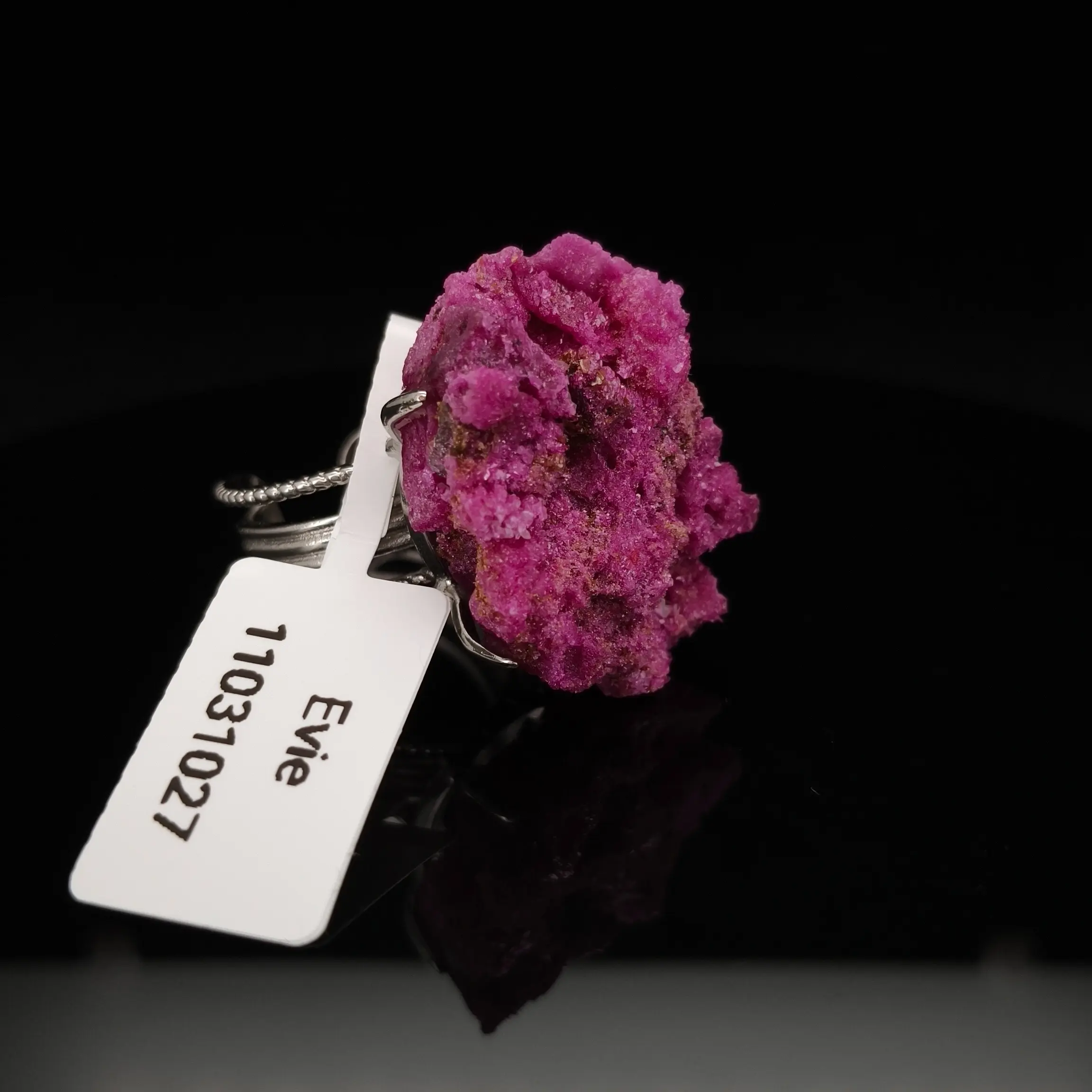 Natural stone 11031027