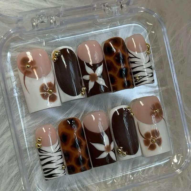 ACRYLIC handmade press ons | Mocha Garden ACRYLIC handmade press ons | Mocha Garden