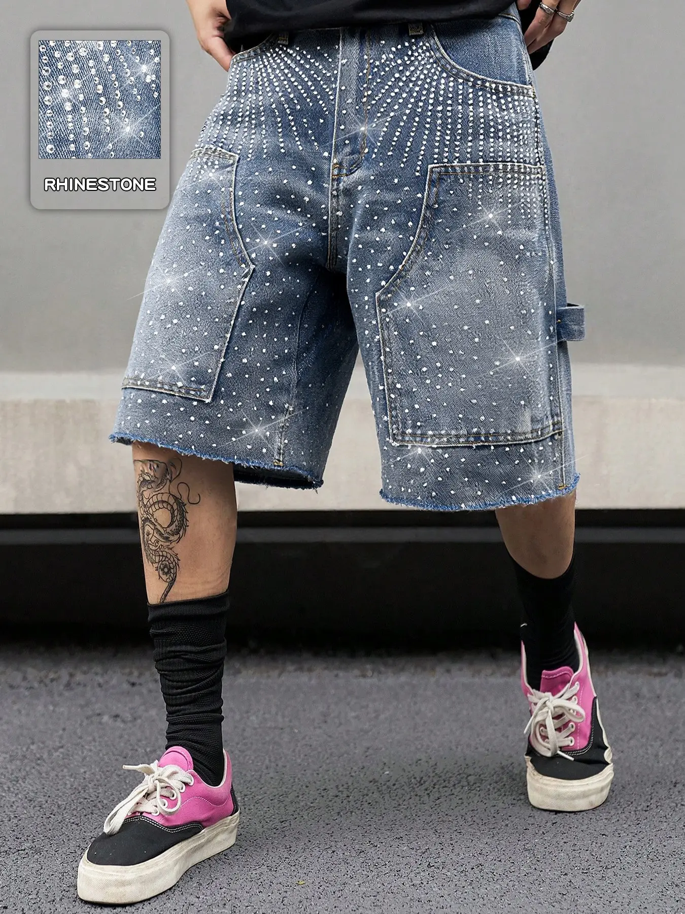 Men's light blue loose denim shorts, Menswear, with rhinestone decoration, shining on summer streets, casual vacation style adds brightness to summer street style, creating fresh casual atmosphere